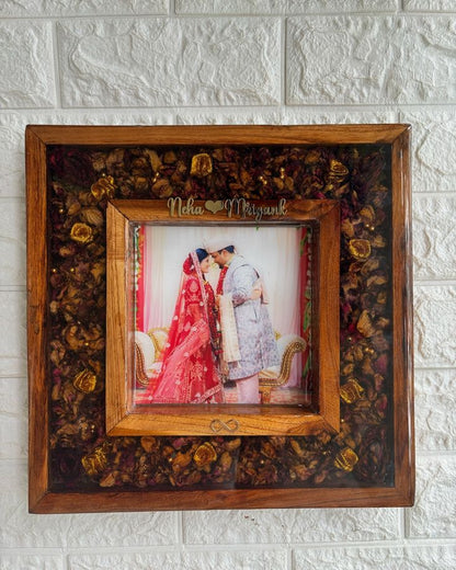 RIA Studio Decorative Pinewood Varmala Preservation Frame with Photo Space for Resin Art (Landscape 10X15)