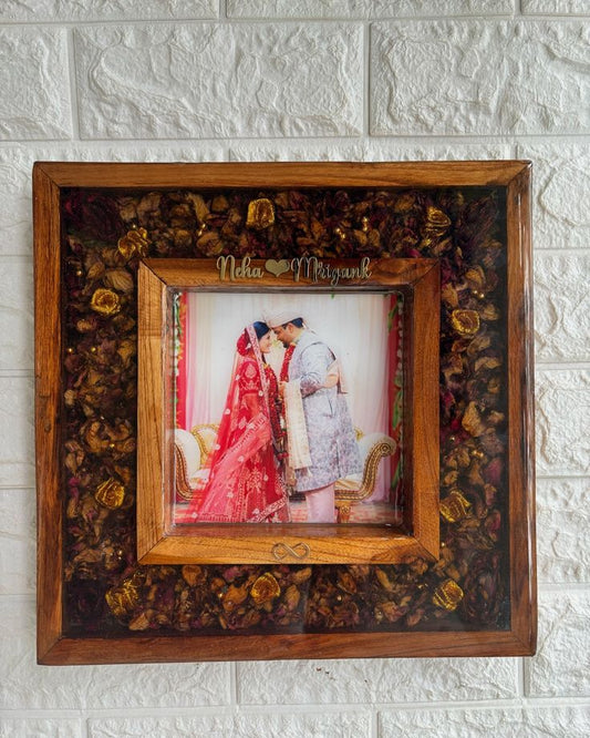 RIA Studio Decorative Pinewood Varmala Preservation Frame with Photo Space for Resin Art (Landscape 10X15)